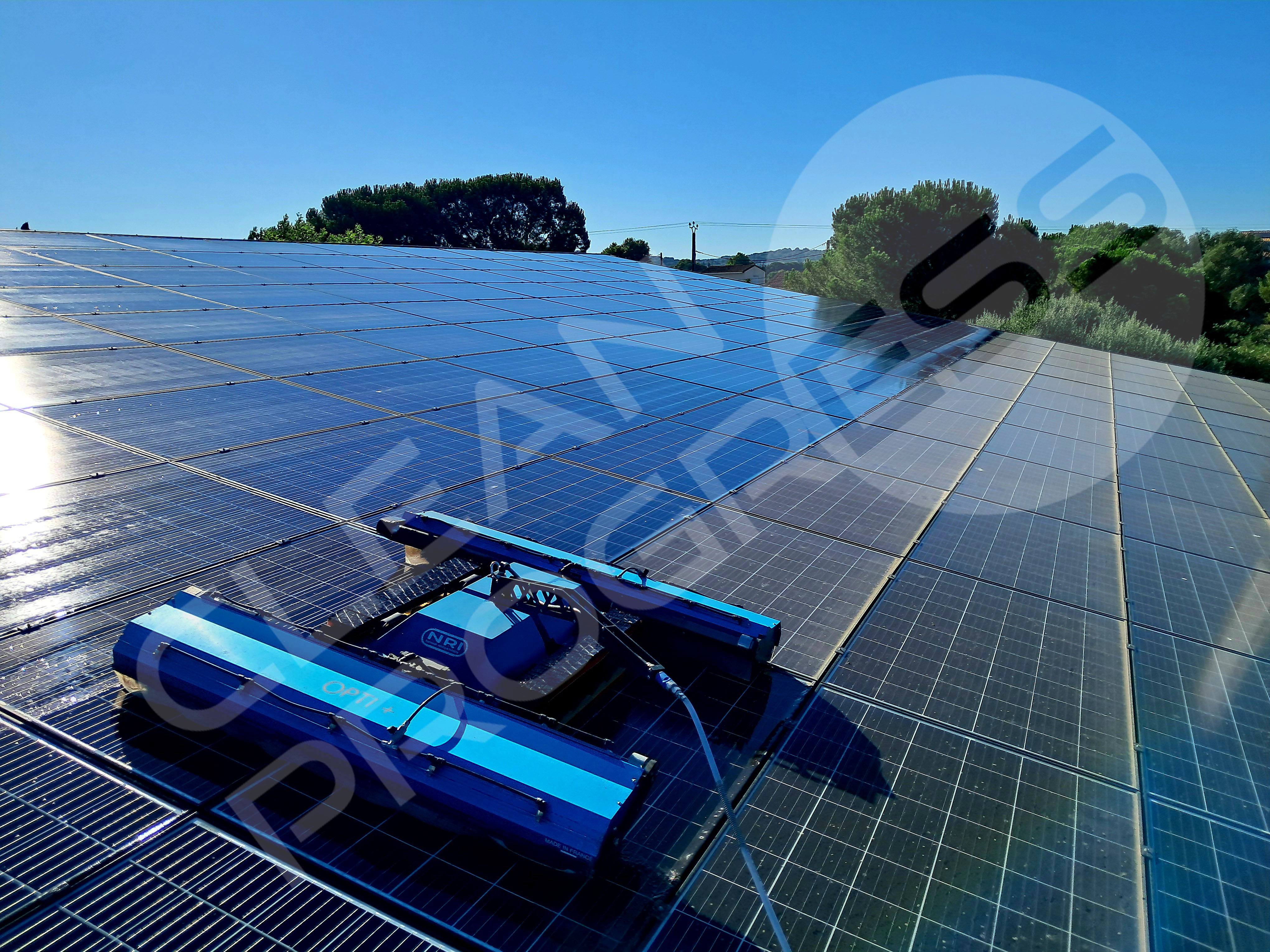 nettoyage panneaux solaires carqueiranne